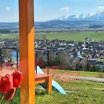 Na Wielkiej Górze Z Widokiem Na Tatry, Balia *